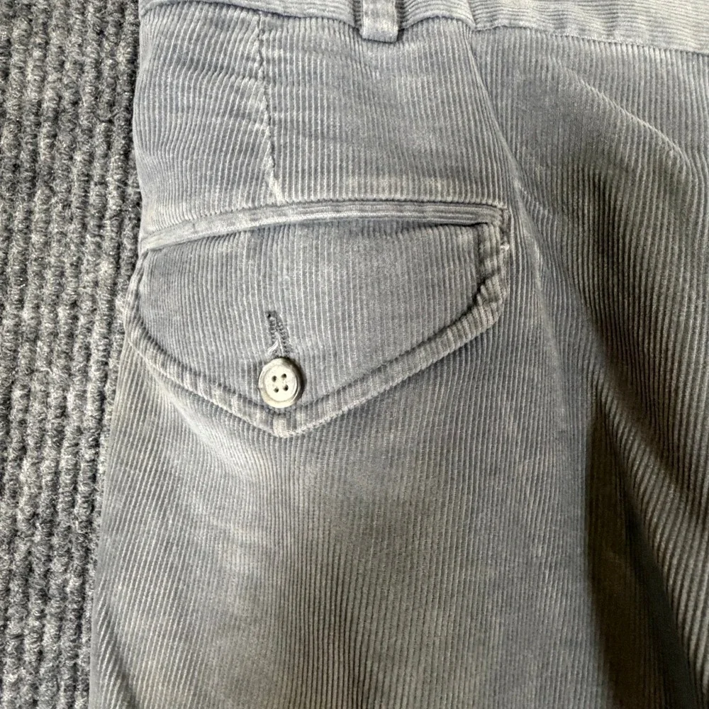 Vintage Lands' End USA Made Corduroy Pleated Pants Men's 36x29 Gray Cotton